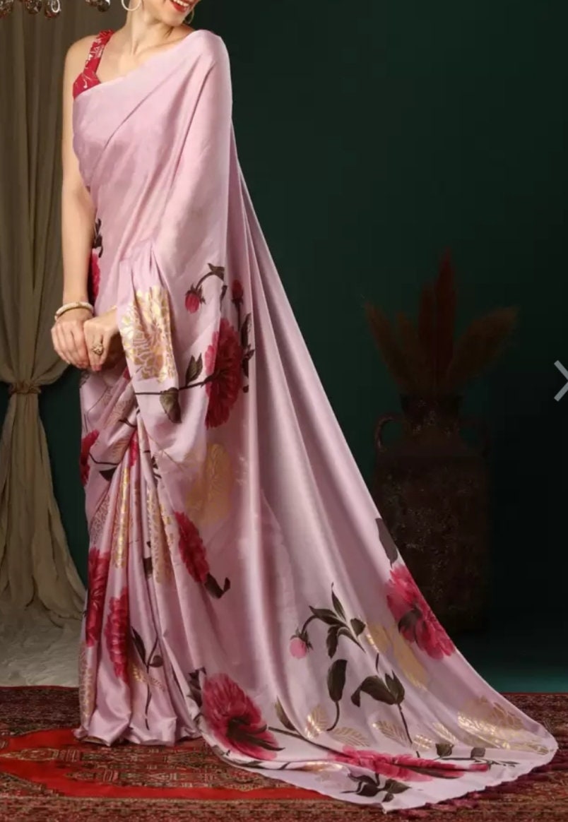 Floral Printed Pure Georgette Saree, Mauve Red and Gold-Toned saree ,Floral printed saree with no border, Saree With FREE Petticoat