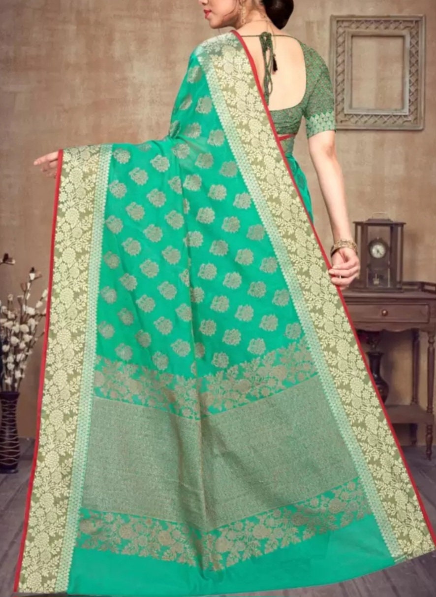 Green Gold Toned Woven Design Zari Pure Cotton Chanderi Saree Elegant Bridal Party Wear Saree Heavy Work Zari Border Sari Gift Set for Puja