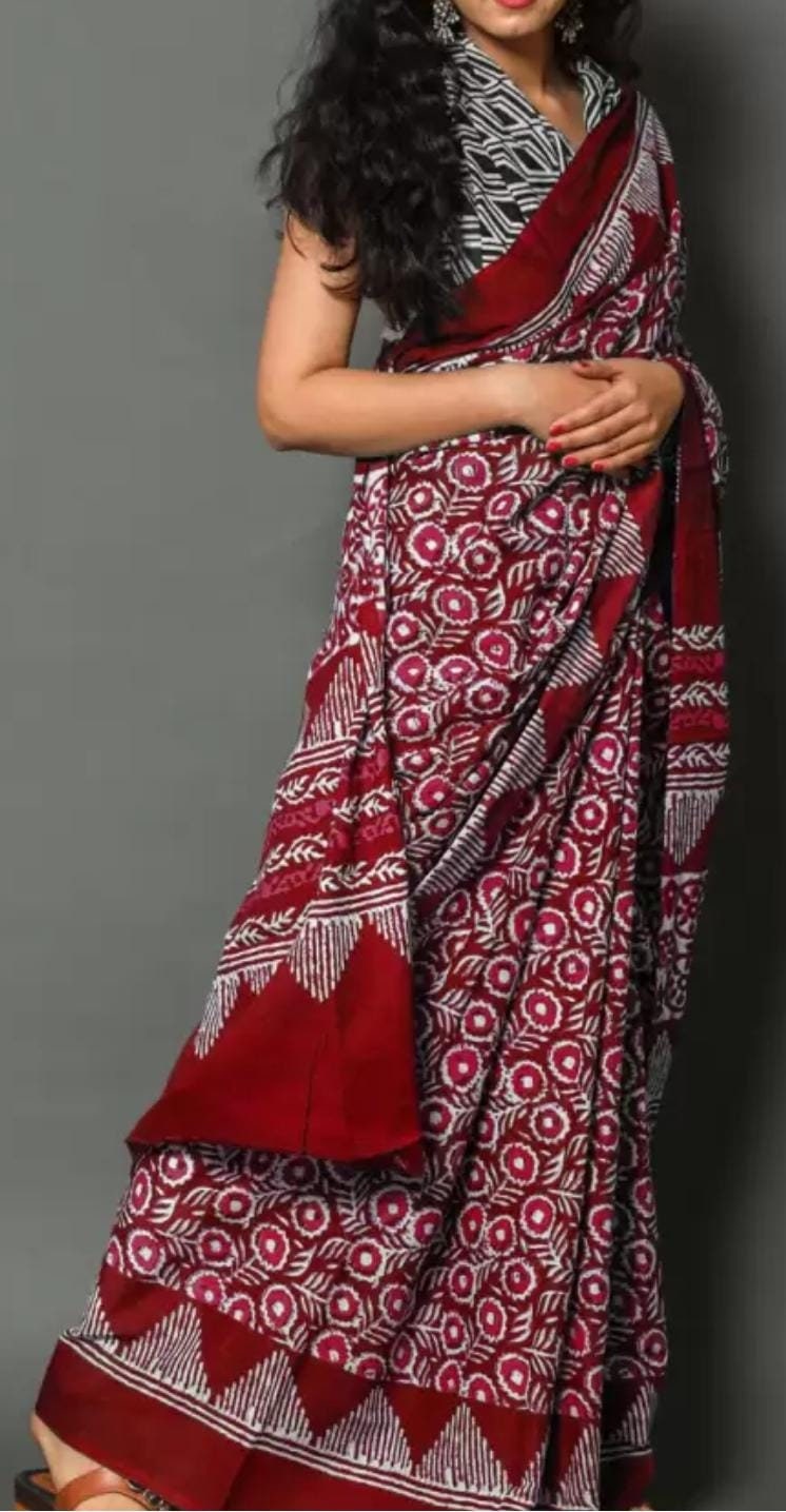 Ethnic Motifs Printed Pure Cotton Saree, Red and white saree, Saree with FREE Petticoat, The saree does not come with a blouse piece