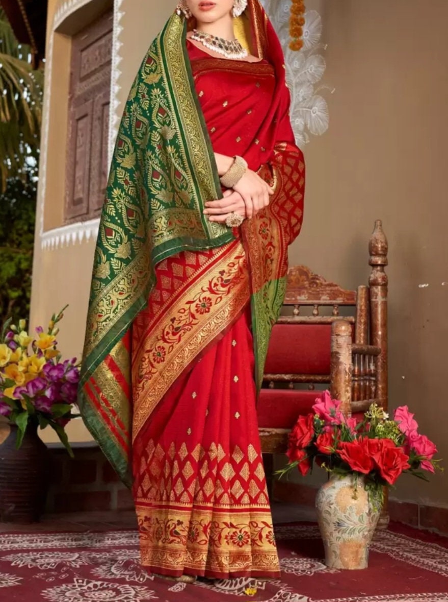 Red Green Ethnic Motifs Woven Design Zari Chanderi Sari Elegant Bridal Party Wear Saree for Indian Festivals Banarasi Sari Gift Set for Puja