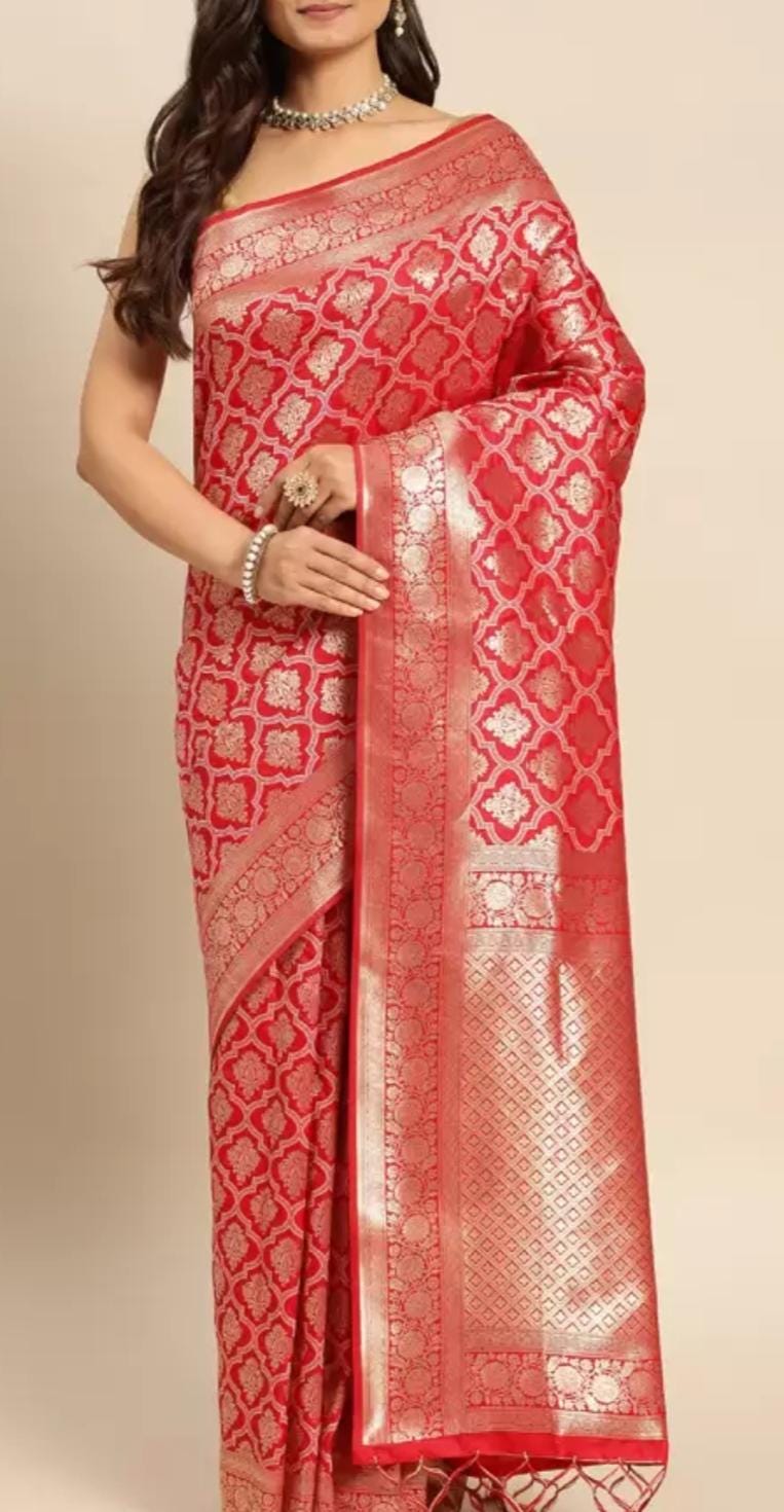 Red Ethnic Motifs Zari Pure Silk Kanjeevaram Saree with FREE Matching Petticoat Elegant Bridal Saree Ideal for Weddings Indian Celebrations