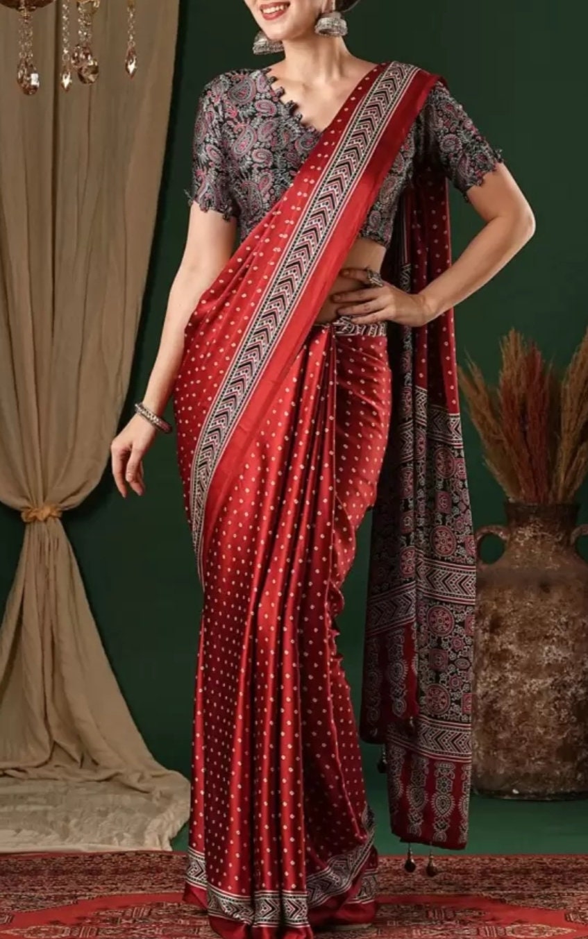 Red Black Bandhani Pure Crepe Saree with Traditional Ethnic Print Decorative Border Lightweight Indian Wear Weddings Pooja Festive Occasions