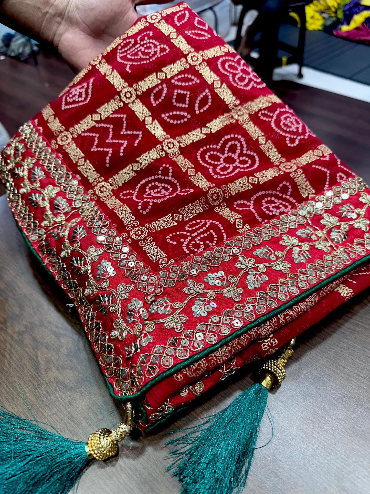 Georgette Bandhani Saree with Beautiful Print & SEQUIN Lace Border | Traditional Indian Saree with FREE Petticoat Festive Party Wear Saree