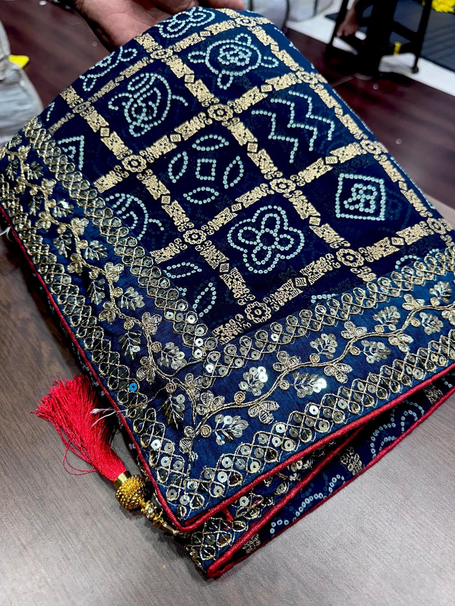 Georgette Bandhani Saree with Beautiful Print & SEQUIN Lace Border | Traditional Indian Saree with FREE Petticoat Festive Party Wear Saree