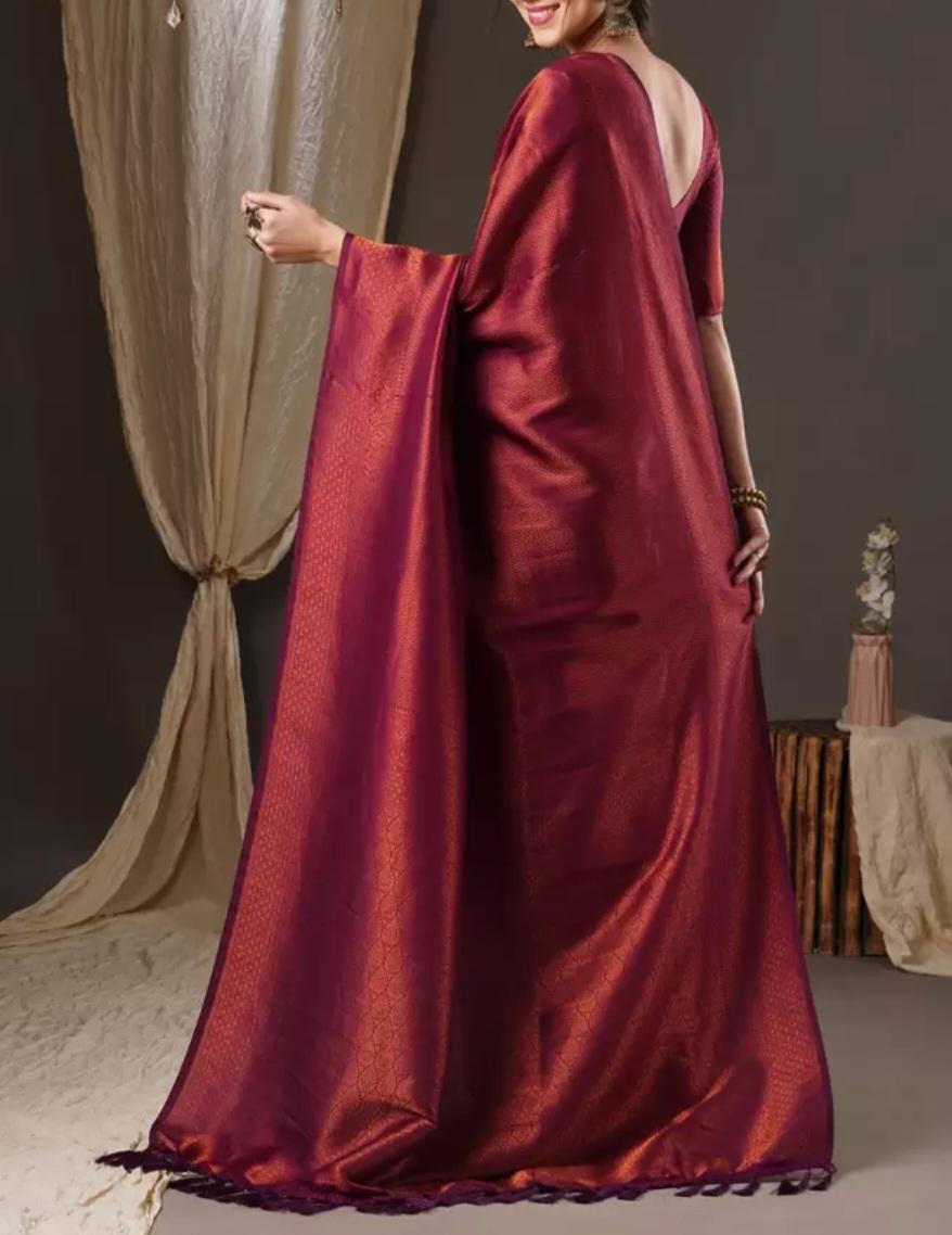Purple Gold Toned Kanjeevaram Saree with Woven Zari Design Border Luxury Handwoven Pure Georgette – Perfect for Pooja Traditional Occasions