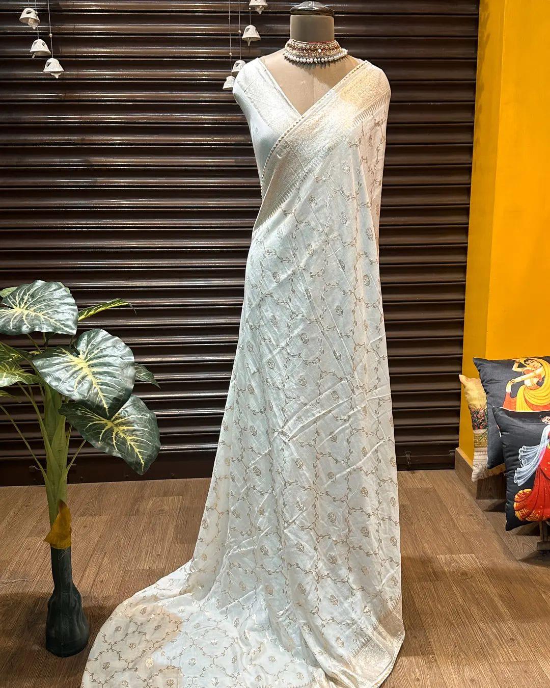 WHITE Pure Soft Russian Silk Saree with Finest ZARI Weaving Pallu, JACQUARD Woven Border, and Vijaya Piping Border with Butti Weaving Blouse