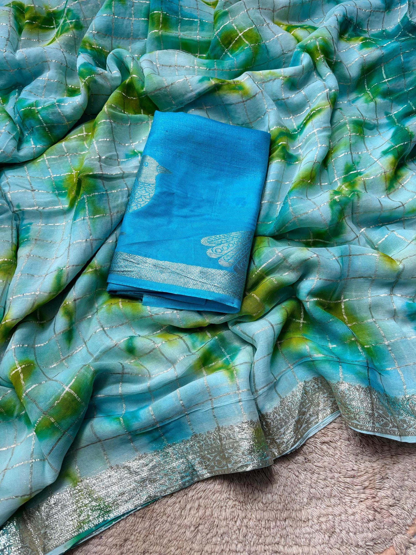 Pure Viscose Georgette Saree with Shibori Dye, Weaving Checks, Sparrow Khadi Silk Contrast Blouse – Elegant Unique Design for Christmas Gift