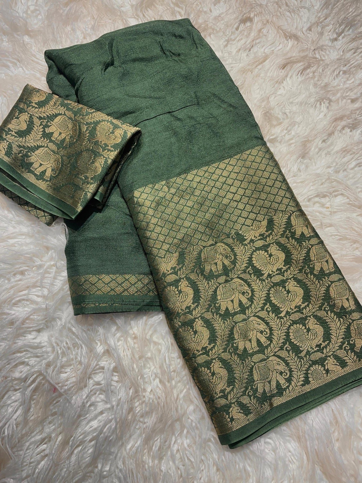 Red Viscose Saree with Jacquard Elephant Design Border and Blouse Piece Saree, Luxury Wedding Reception Wear Saree, Best Christmas Gift