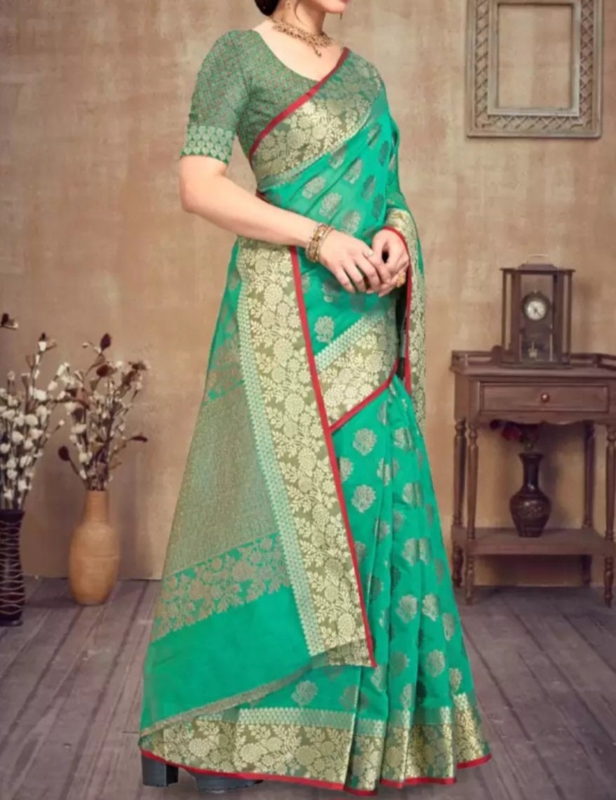 Green Gold Toned Woven Design Zari Pure Cotton Chanderi Saree Elegant Bridal Party Wear Saree Heavy Work Zari Border Sari Gift Set for Puja