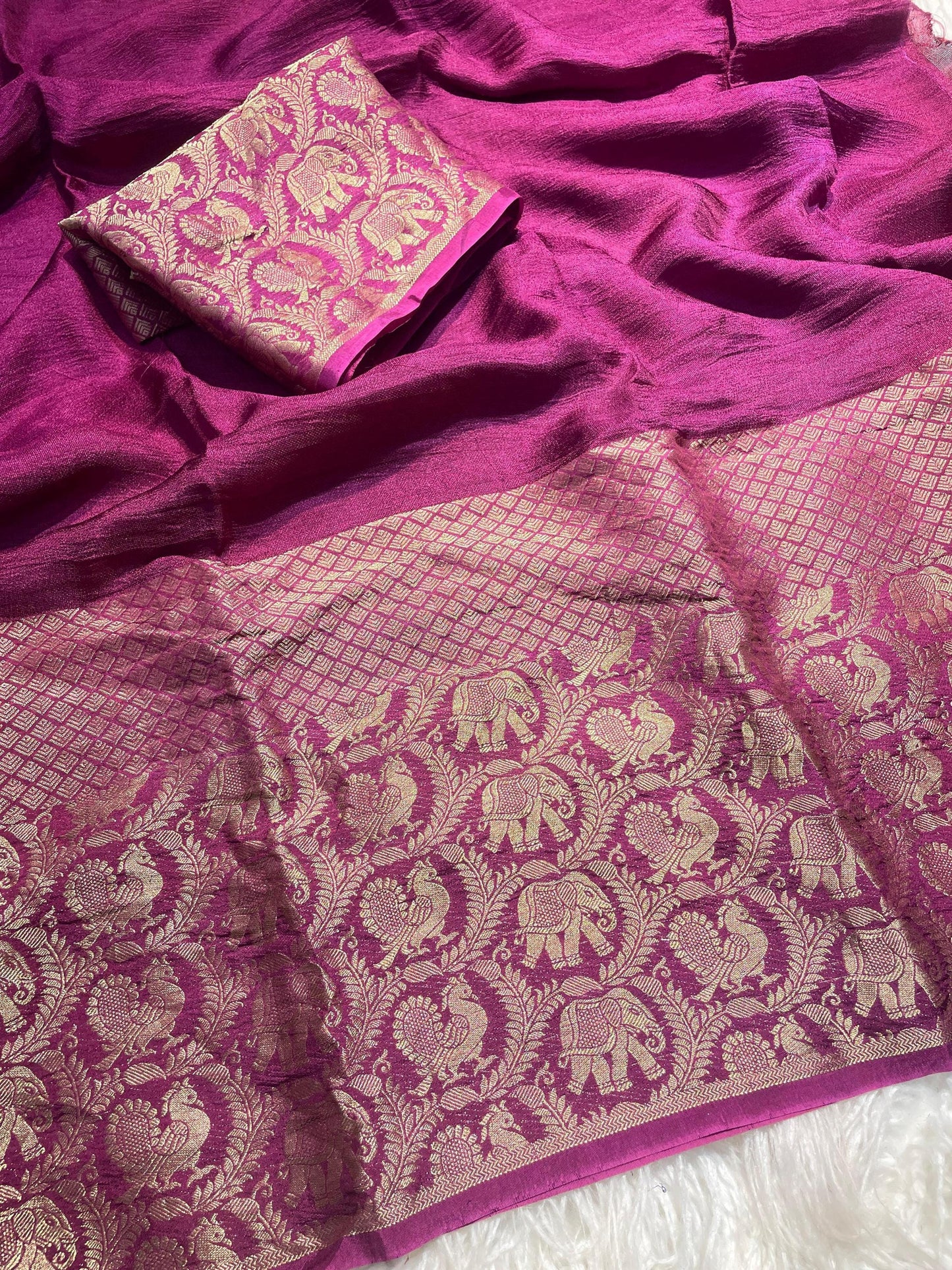 Red Viscose Saree with Jacquard Elephant Design Border and Blouse Piece Saree, Luxury Wedding Reception Wear Saree, Best Christmas Gift